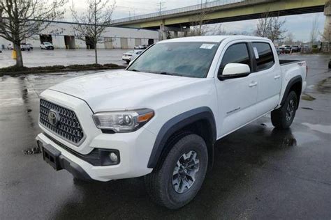 2019 Toyota Tacoma Review And Ratings Edmunds