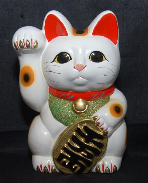 Maneki Neko Cat Traditional Kyoto