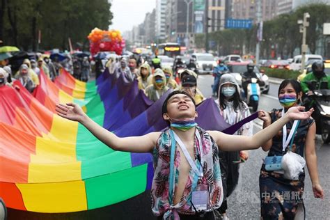 Tens Of Thousands March In Taiwan LGBT Pride Parade Focus Taiwan