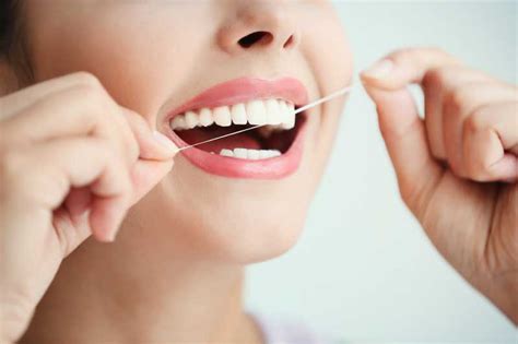 ¿cómo Usar Hilo Dental Clínica Dental Ulldemolins Batet