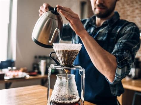 Brewing Methods Compared How Should You Make Coffee At Home Pour And Ponder