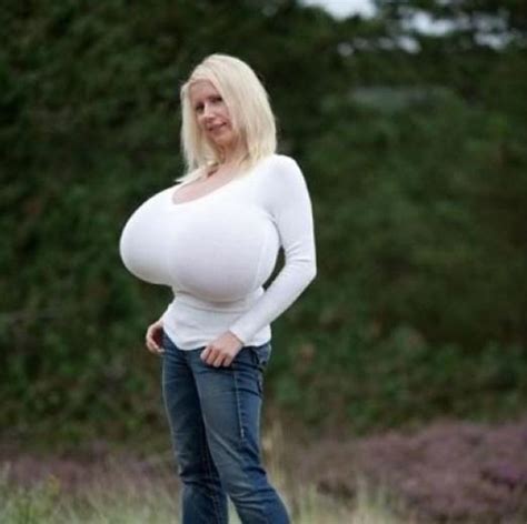 Kiran Kumar S On Twitter Mayra Hills Has The World S Largest Breasts