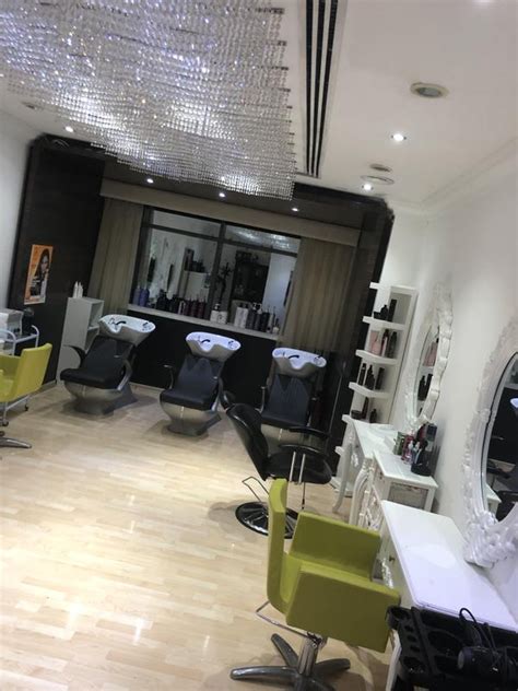 Beauty Salon For Sale In Dubai United Arab Emirates Seeking Aed 15