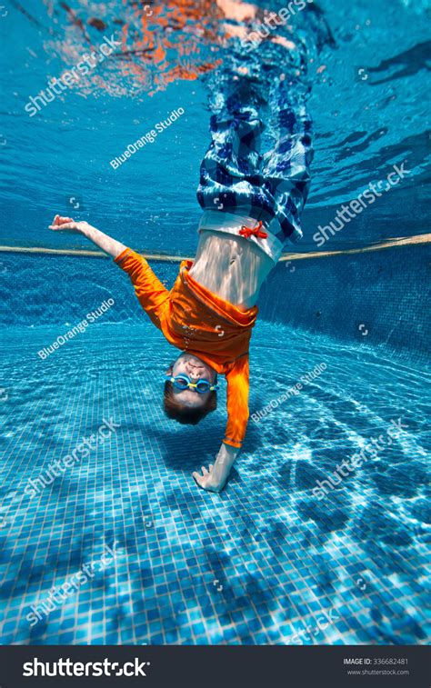 Cute Boy Underwater Swimming Pool Stock Photo 336682481 Shutterstock