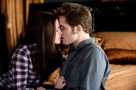 The Kiss Twilight Saga Movie Kisses The Twilight Saga Eclipse