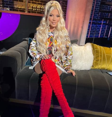 Tori Spelling Flaunts Total Makeover The Hollywood Gossip