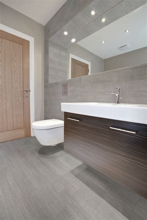 27 Pictures And Ideas Of Wood Effect Bathroom Floor Tile 2020
