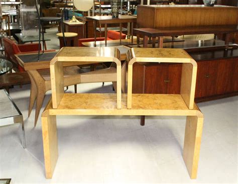 Burl Wood Mid-Century Modern Console Table by Henredon at ... Modern console table the is all about to show you the best options that can make an ideal piece of furniture.