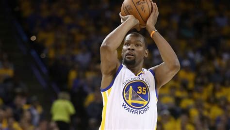 Nfl Star Remembers Telling Kevin Durant To Shoot The Ball In Middle
