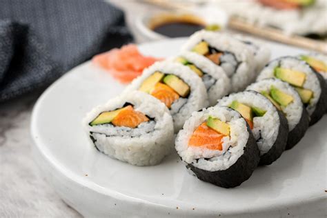 5 Ingredient Salmon And Avocado Sushi Asian Inspirations