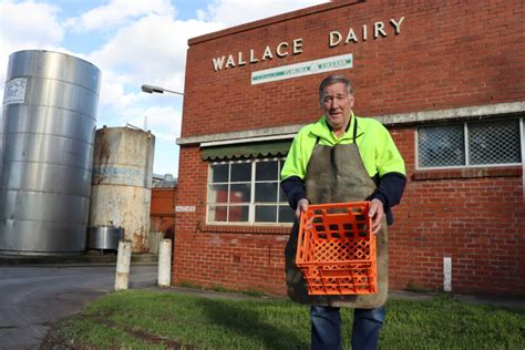Long Time Milkman Delivers His Final Bottle Ballarat Times
