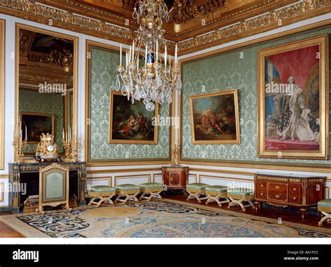 Palace Of Versailles Salon Des Nobles De La Reine Stock Photo Alamy