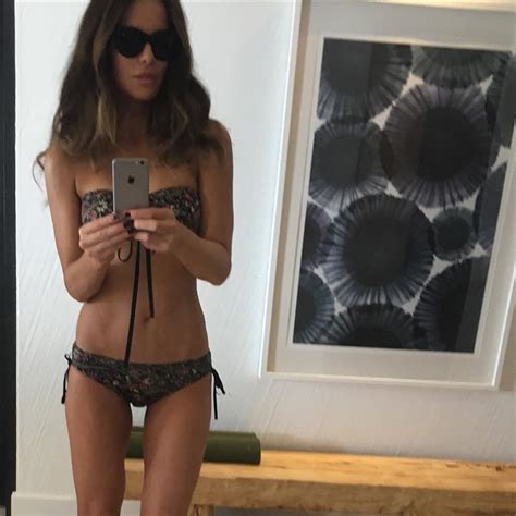 Kate Beckinsale Brazen Bikini Selfies