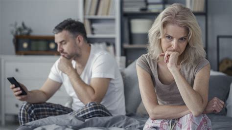Tech Clues That Your Spouse Is Cheating
