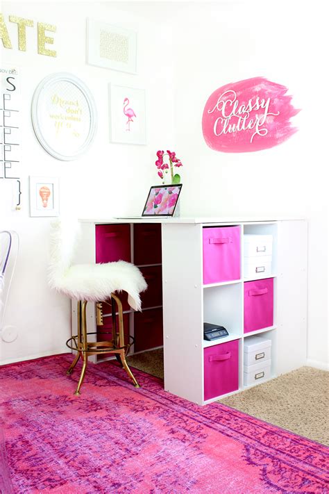 Mallorys Girly Office Makeover Classy Clutter