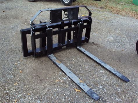 Equipment Other Universal Pallet Forks For Pin On Front End Loaders