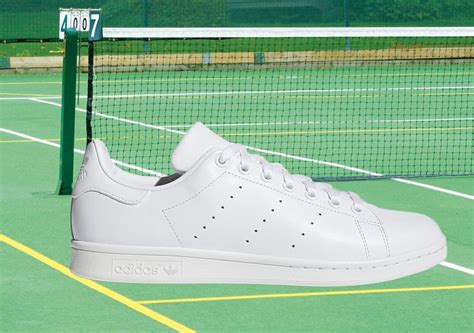 Since it debuted as a streamlined court shoe in the early '70s, the stan smith has become an icon of clean, everyday style. History of Adidas Stan Smith - KicksGuru
