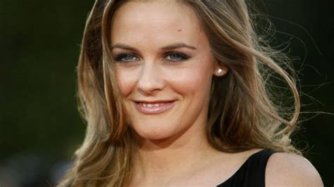 Alicia Silverstone Does Nude Campaign For Peta To Advocate Against