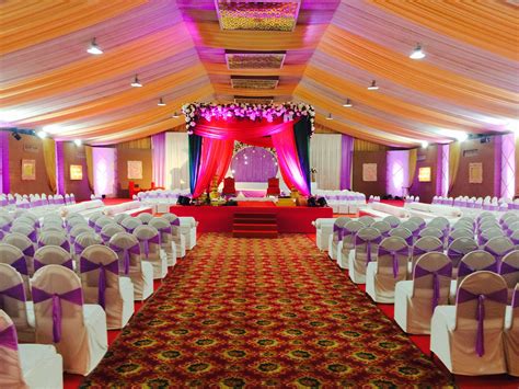 If you are looking for AC Marriage Banquet hall in Thane. Hotel De