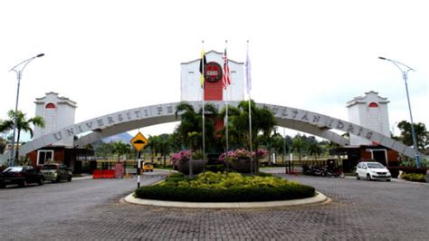 Universiti malaya telah dinamakan sebagai salah satu daripada empat universiti penyelidikan di malaysia serta merupakan peneraju dalam bidang universiti ini bermula dengan tiga buah fakulti; UPSI alumni to raise funds for Tabung Harapan Malaysia