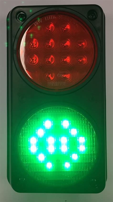 2 Warehouse Traffic Control Light Twin Red And Green With Mounting Housing Great For Warehouse