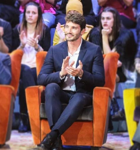 Stefano de martino, la telefonata a gilda ambrosio prima dell'isola: Stefano De Martino ecco cosa si è rifatto prima di Selfie ...