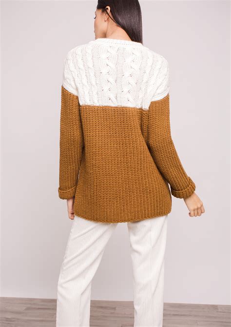 Knit Sweater In Ecru And Camel