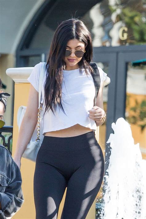 Kylie Jenner Sexy Nude Leaked Photos Videos Bio All Sorts Here