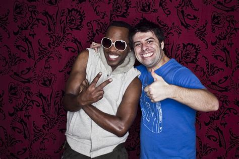 Nuno tavares em entrevista ao canal 11! Keith Evans CD Cover SHoot | Pictures | Before It's News