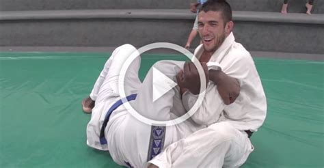 Watch Rener Gracie Takes On 275lb Nfl Player