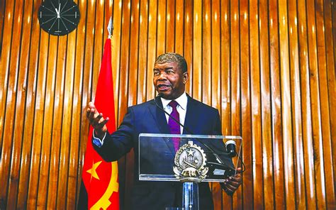 Presidente Angolano Nomeia Ministro Do Planeamento E Novos Secretários De Estado
