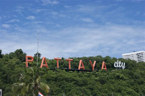 Pattaya adalah salah satu kota resor pantai terbesar di asia dan kota kedua yang paling banyak dikunjungi di thailand, setelah bangkok. Hari Ke 6 : Pattaya (Pattaya Beach, Wong Amat Beach ...