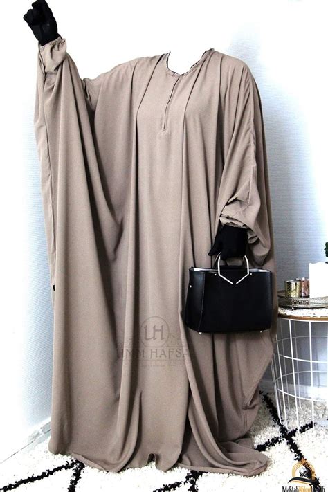 Pin by Umm Hafsa Collection on Abaya Umm Hafsa Collection in 2020 | Abaya, Fashion, Collection
