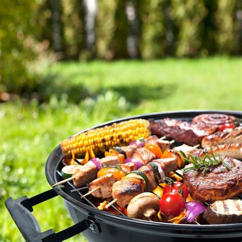 To make the grill easier to clean at the start of each new grilling season, follow these simple steps throughout the summer: BBQ Cleaning Tips - How to Clean a Charcoal or Gas Grill