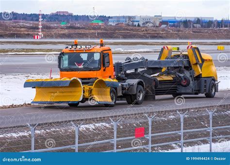 Special Snow Blower Machine For Cleaning Taxiways And Airport Runways
