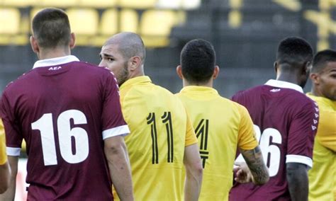 Η αελ πήρε θέση για το θέμα που έχει ξεσπάσει και αφορά την ανάκληση δελτίων δέκα ποδοσφαιριστών της τονίζοντας πως δεν έχει καμία ενημέρωση για το θέμα και οι ποδοσφαιριστές θα. ΑΕΛ - Άρης: Το κανάλι του αγώνα | sportime.gr