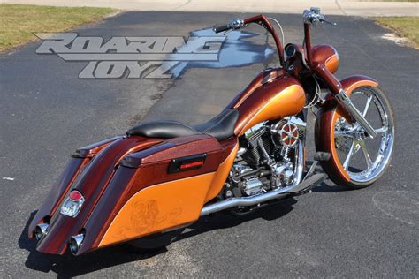 Tcmt, painted high quality abs saddle bags black latch. custom-harley-road-king-stretched-saddlebags-rear-fender ...