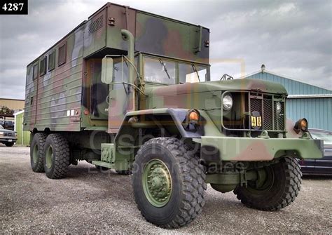 M820 Expansible Van Military 5 Ton Truck C 200 48 Oshkosh Equipment