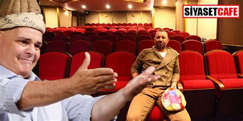 Türk sinemasının usta oyuncularından hülya koçyiğit'in programına konuk ettiği tiyatrocu rasim uzun süredir sahnelerden uzak olan öztekin, ferhan şensoy'dan devraldığı kavuk için şunları. Rasim Öztekin Kavuk'u Şevket Çoruh'a devredecek