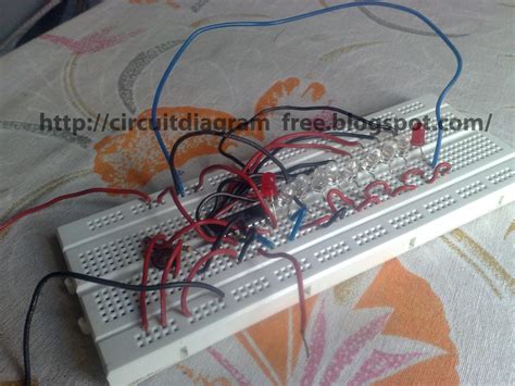 It displays the audio level in terms of 10 leds. Electronic Circuit Diagrams: LM3914 VU Meter