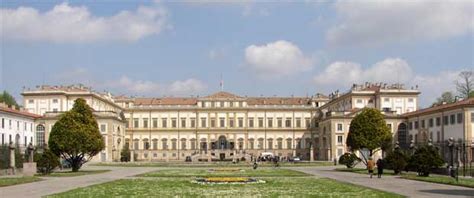 La villa reale di monza è un grande complesso di stile neoclassico che fu usato come residenza prima dai reali austriaci e poi da quelli villa real de monza (es); Consorzio Villa Reale e Parco di Monza - La Casa della ...