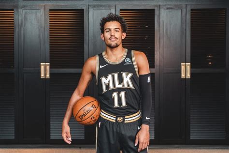 Milwaukee, and his status will be updated as appropriate. no more info other than that from the hawks, regarding a timeline. Maillot City 2020-2021 Atlanta Hawks : l'hommage à Martin ...