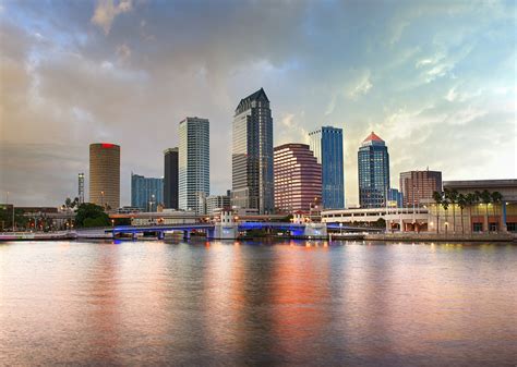Discuss tampa restaurants, bars, markets and events. Waterfront Restaurants in Tampa Bay