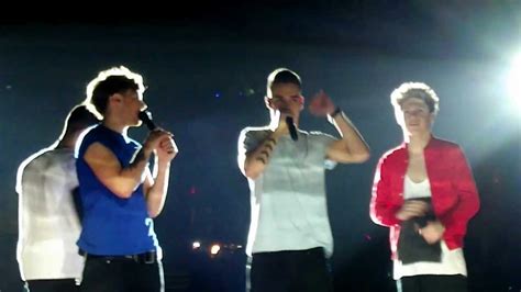One Direction Dancing To Cant Touch This Youtube