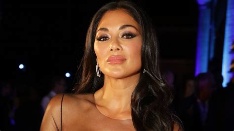 Nicole Scherzinger Flaunts Some Serious Curves In Beautiful Dress With A Dangerously High Slit