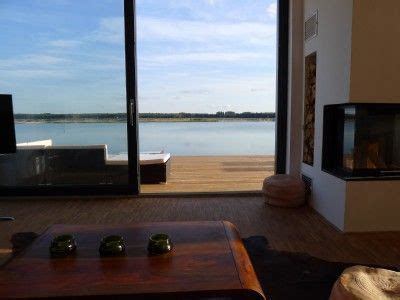 Ein ferienhaus am see bietet komfort, freiheit und platz. Haus am See mit Privatstrand 1 Leipzig - Seeblick von der ...
