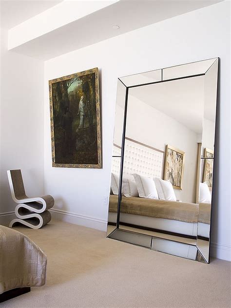 Of course, the first step is to pick great bedroom furniture, and then you can complete your decoration with a gorgeous mirror. Decorate With Mirrors: Beautiful Ideas For Home