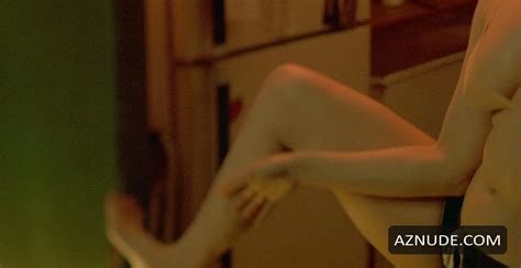 Jennifer Jason Leigh Nude Aznude