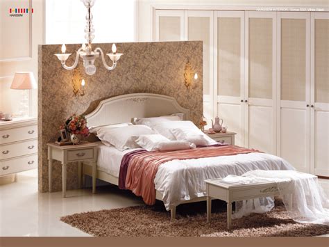 This bedroom proves the power of paint + wood trim to create an accent wall that'll wake up any bedroom's style. Classic bedroom design wallpapers and images - wallpapers ...