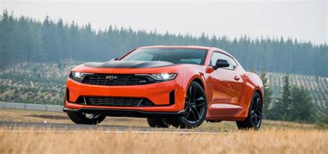 First Images Of The 2022 Chevy Camaro With New Vivid Orange Paint